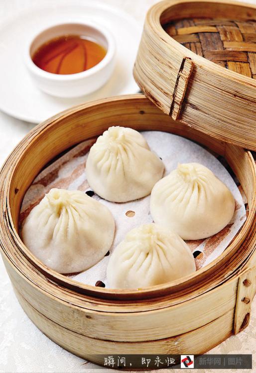 What delicacies may Internet tycoons enjoy in Wuzhen?