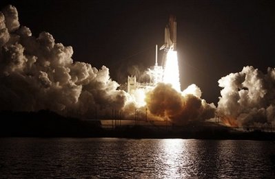 Space shuttle blasts off on last night flight